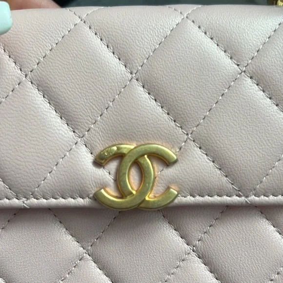 Chanel Mini Bag - Picture 3 of 11